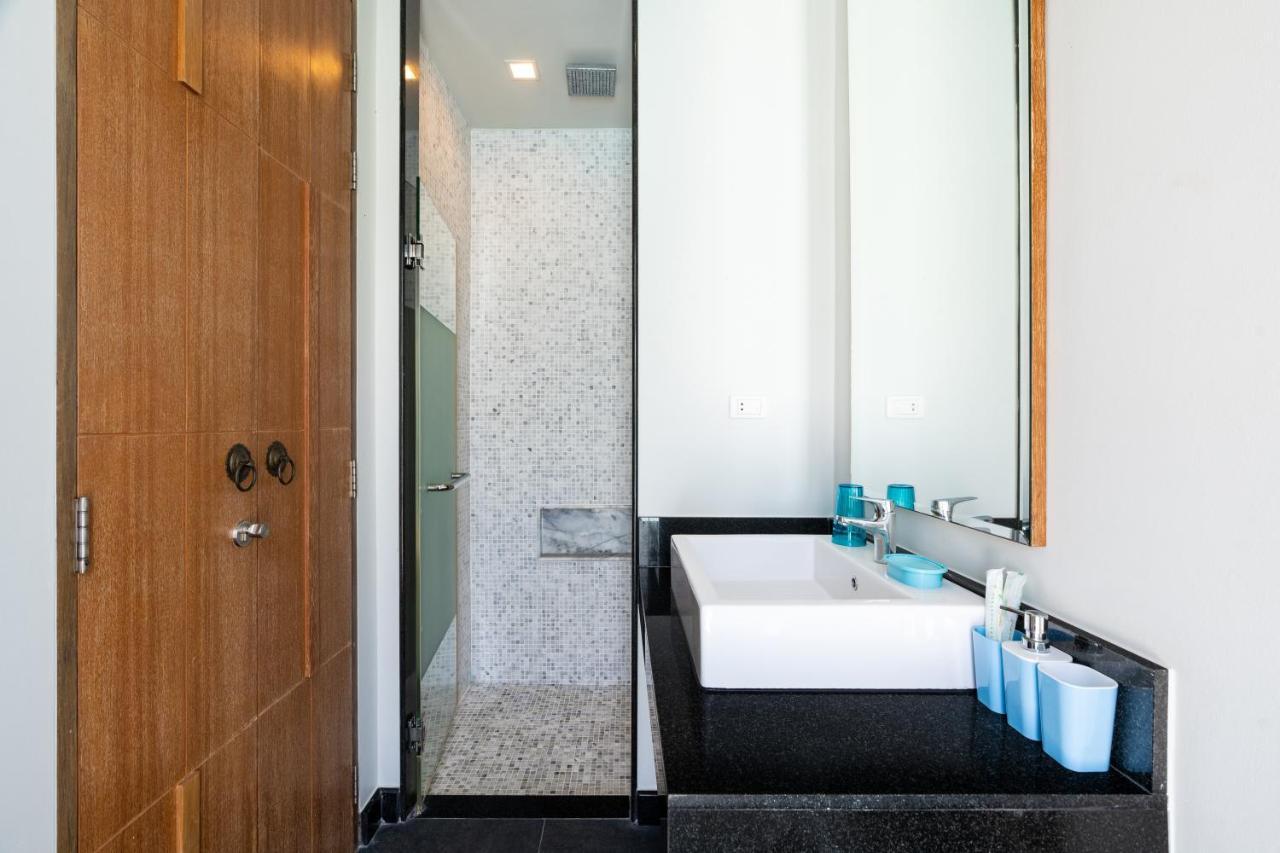 Beautiful Comfortable And Fully Equipped Big Pool Villa With 65Inch Smart Tv Located Near Popular Bangtao Beach And Laguna Bang Tao Beach  Exterior foto