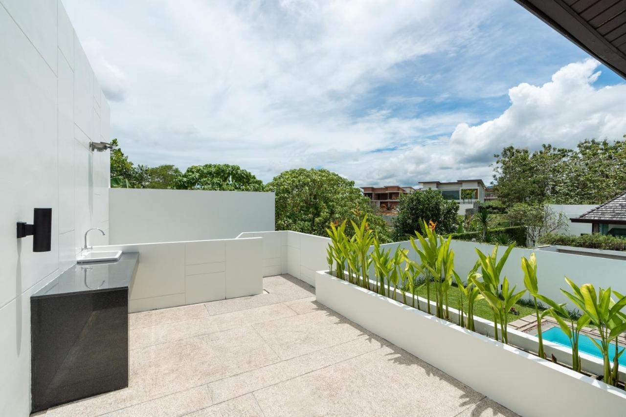 Beautiful Comfortable And Fully Equipped Big Pool Villa With 65Inch Smart Tv Located Near Popular Bangtao Beach And Laguna Bang Tao Beach  Exterior foto